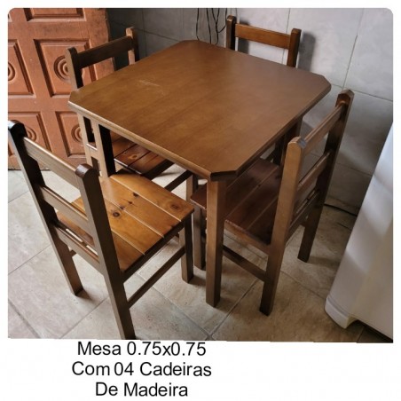 MESA 0.75X0.75 COM 04 CADEIRAS IMBUIA